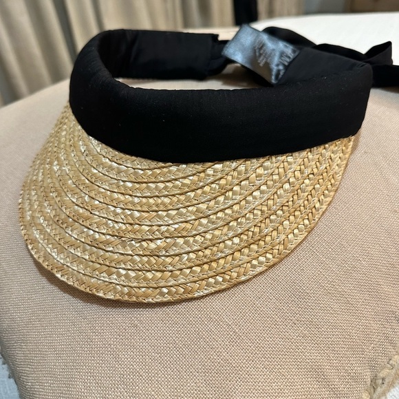 Bundle Womens Baleaf Black Shorts and H&M Straw Sun Visor OS - Picture 13 of 13